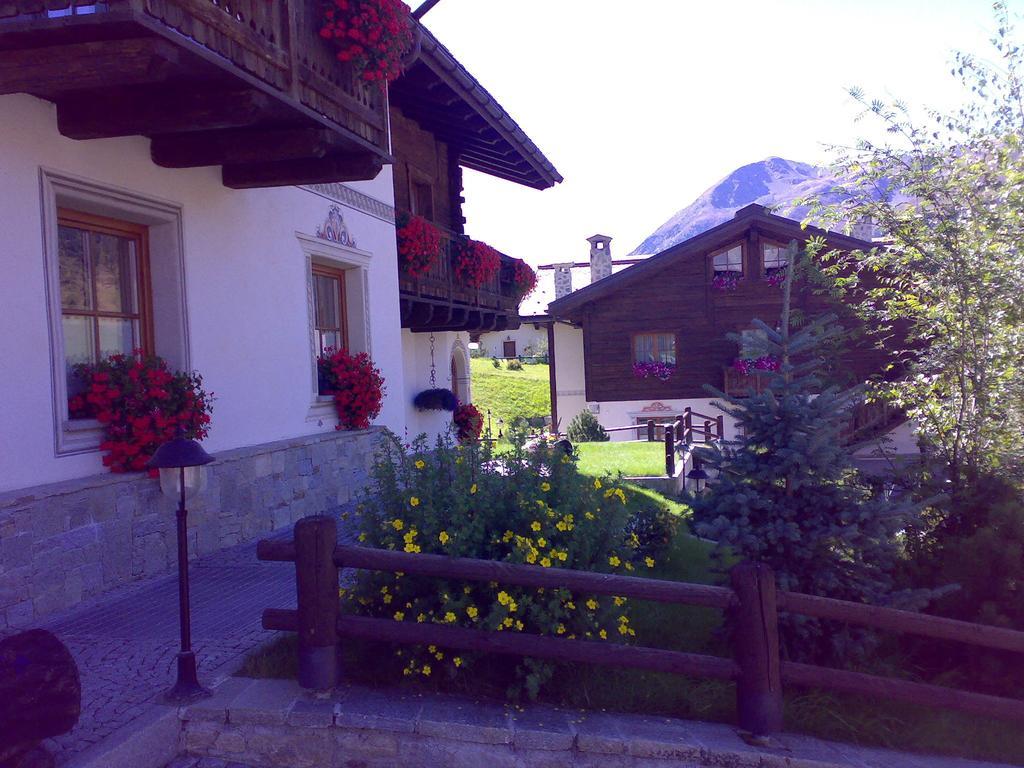 Casa Urbani Apartman Livigno Kültér fotó